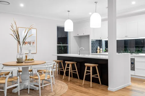 Custom home gallery photo 10