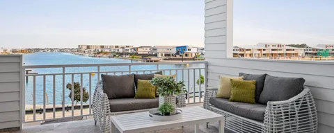 What is Reverse Living? Discover Reverse Living House Plans