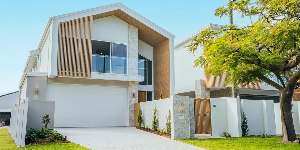Byron home design - contemporary double storey home with architectural facade
