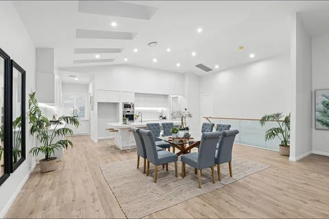 Custom home gallery photo 5