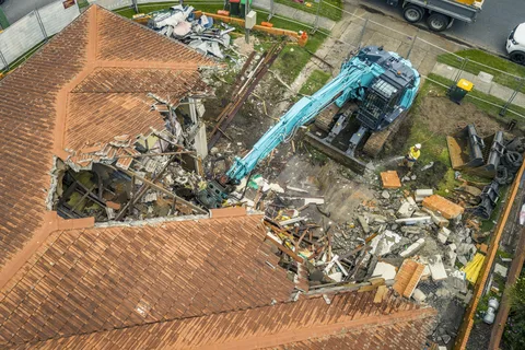 How Much Does It Cost to Knock Down and Rebuild a House in Brisbane? [2026 Guide]